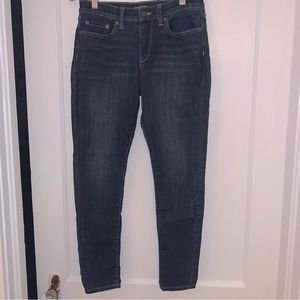 Womens Banana Republic Skinny Fit jeans Sz 27/4 Petite